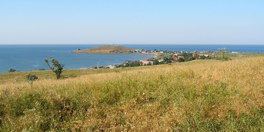 отдых  на песчаном пляже крыма